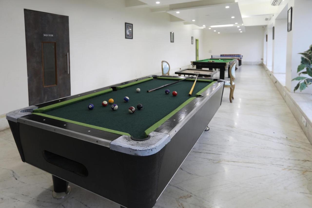 Hotel Aristro Lonavala Ngoại thất bức ảnh