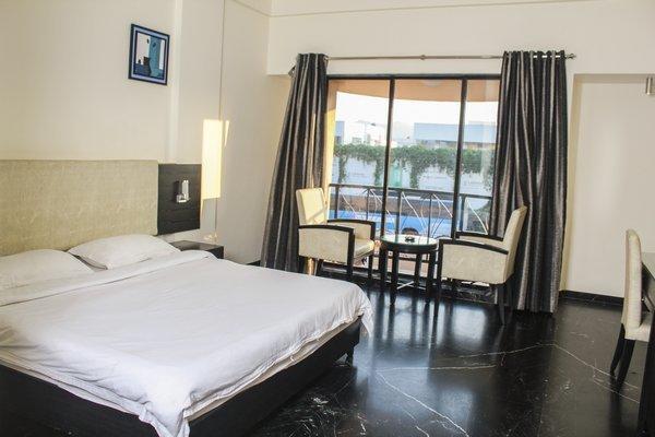 Hotel Aristro Lonavala Phòng bức ảnh